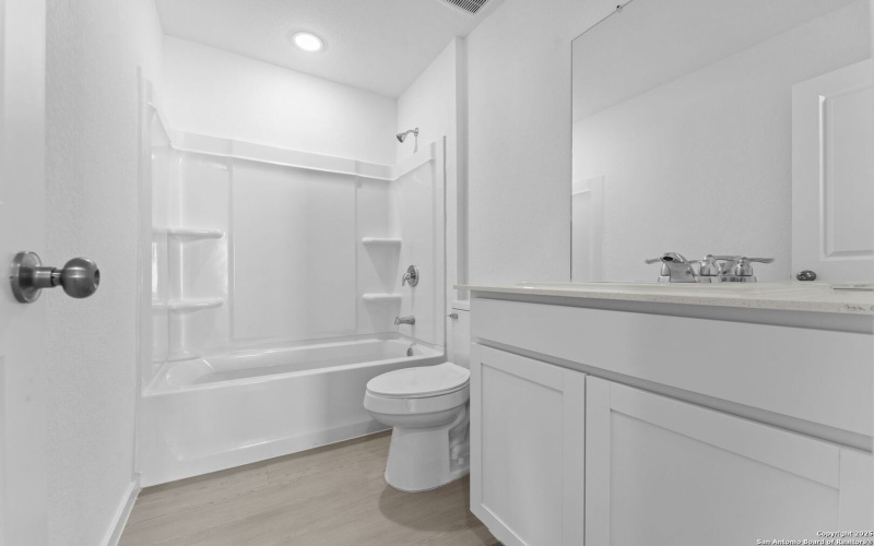 2214 Collins Aly, Converse, TX 78109, 3 Habitaciones Habitaciones , ,2 BañosBaños,Residential,En Venta,2214 Collins Aly,0,1921588