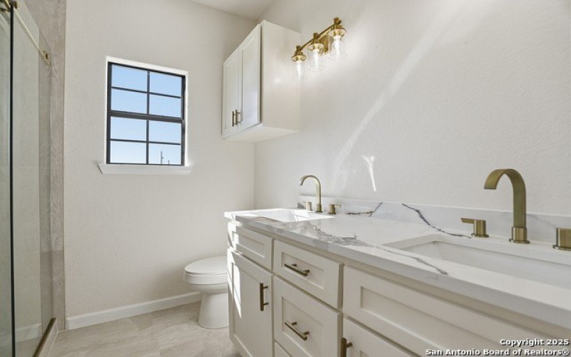 16935 Rancho Escondido, Atascosa, TX 78002, 3 Habitaciones Habitaciones , ,2 BañosBaños,Residential,En Venta,16935 Rancho Escondido,0,1921617