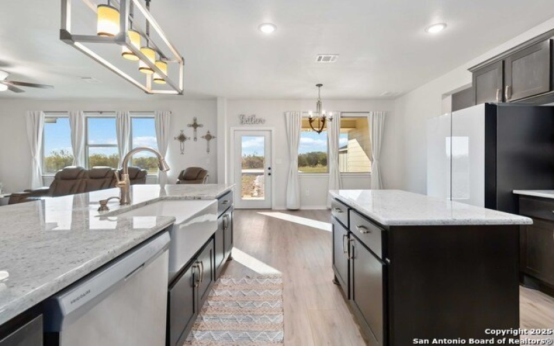 3137 County Road 5710, Devine, TX 78016, 4 Bedrooms Bedrooms, ,2 BathroomsBathrooms,Farm,For Sale,3137 County Road 5710,0,1921459