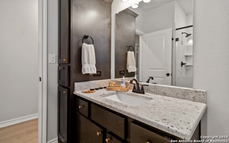 3137 County Road 5710, Devine, TX 78016, 4 Bedrooms Bedrooms, ,2 BathroomsBathrooms,Farm,For Sale,3137 County Road 5710,0,1921459