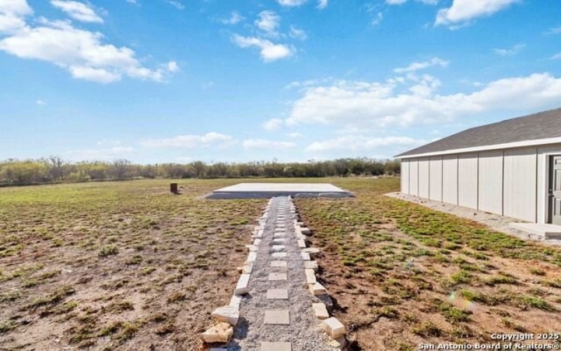 3137 County Road 5710, Devine, TX 78016, 4 Bedrooms Bedrooms, ,2 BathroomsBathrooms,Farm,For Sale,3137 County Road 5710,0,1921459