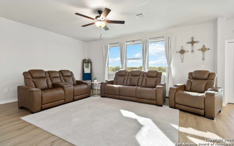 3137 County Road 5710, Devine, TX 78016, 4 Bedrooms Bedrooms, ,2 BathroomsBathrooms,Farm,For Sale,3137 County Road 5710,0,1921459