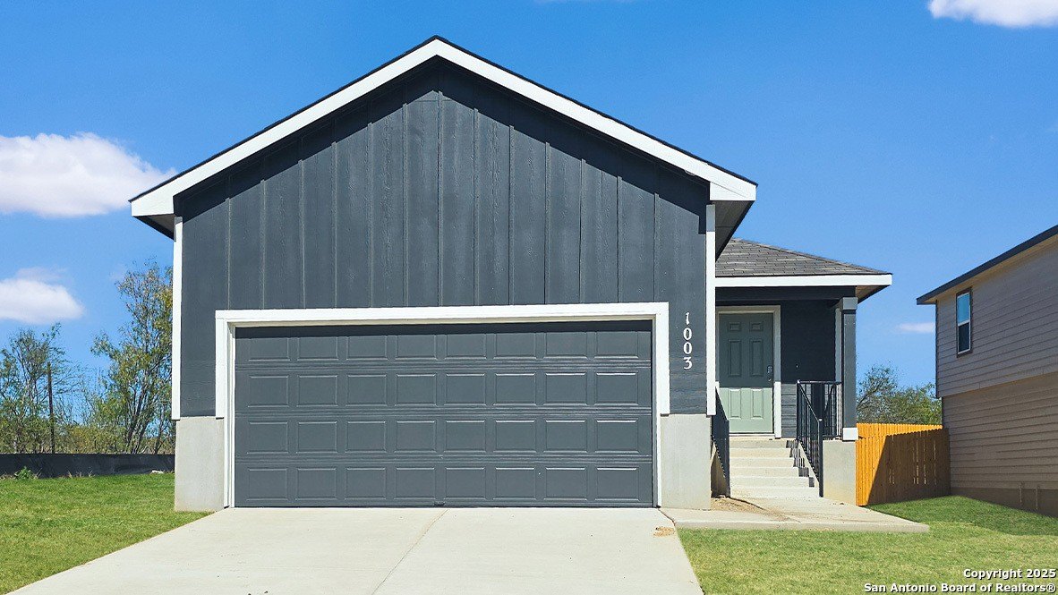 1003 Asturias Pass, San Antonio, TX 78221, 3 Bedrooms Bedrooms, ,2 BathroomsBathrooms,Residential,For Sale,1003 Asturias Pass,0,1921493