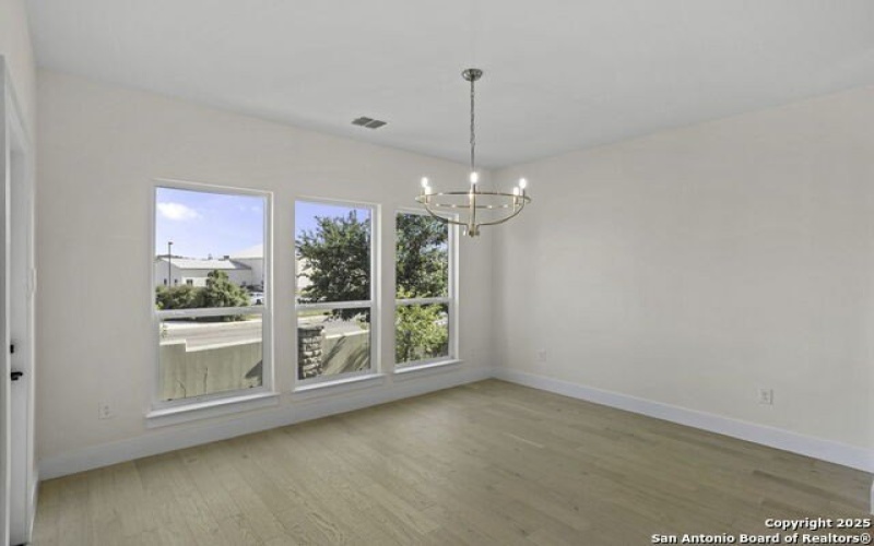 1901 N Chateau Lane, Kerrville, TX 78028, 2 Bedrooms Bedrooms, ,2 BathroomsBathrooms,Residential,For Sale,1901 N Chateau Lane,0,1921498