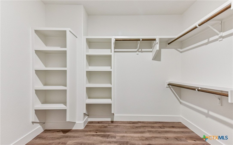 11060 Eagle Walk Boulevard, Salado, TX 76571, 4 Bedrooms Bedrooms, ,3 BathroomsBathrooms,Residential,For Sale,11060 Eagle Walk Boulevard,0,597205