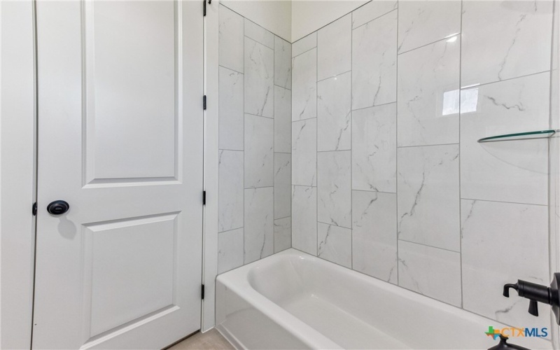 11060 Eagle Walk Boulevard, Salado, TX 76571, 4 Bedrooms Bedrooms, ,3 BathroomsBathrooms,Residential,For Sale,11060 Eagle Walk Boulevard,0,597205