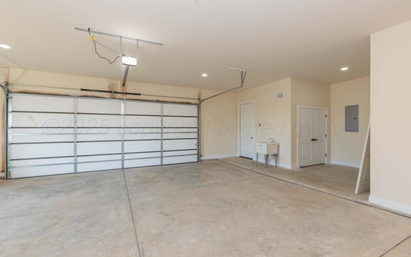 1601 S FORK Avenue, Amarillo, TX 79118, 4 Bedrooms Bedrooms, ,2 BathroomsBathrooms,Residential,For Sale,1601 S FORK Avenue,0,25-9389