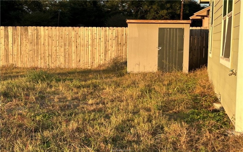 16 Lenora Drive, Hearne, TX 77859, 3 Habitaciones Habitaciones , ,2 BañosBaños,Residential,En Venta,16 Lenora Drive,0,25011672