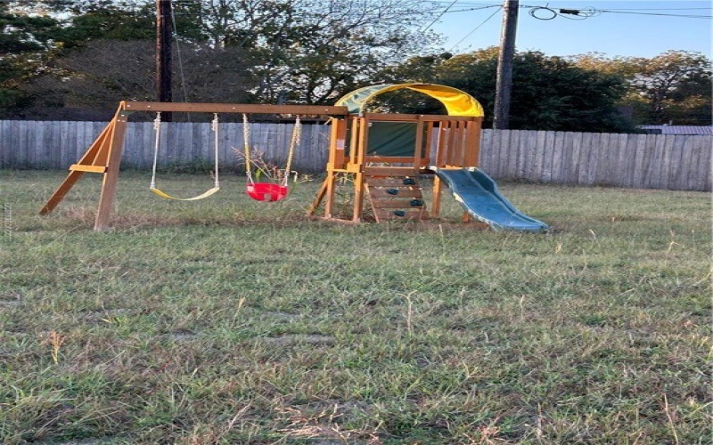 16 Lenora Drive, Hearne, TX 77859, 3 Habitaciones Habitaciones , ,2 BañosBaños,Residential,En Venta,16 Lenora Drive,0,25011672