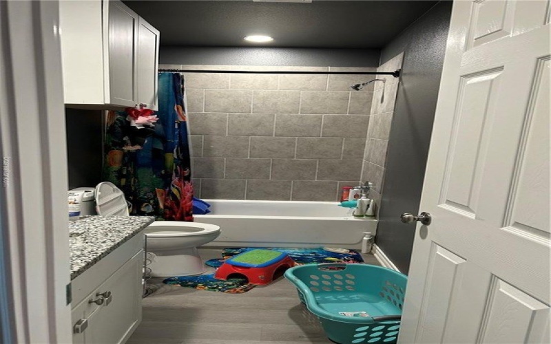 16 Lenora Drive, Hearne, TX 77859, 3 Habitaciones Habitaciones , ,2 BañosBaños,Residential,En Venta,16 Lenora Drive,0,25011672