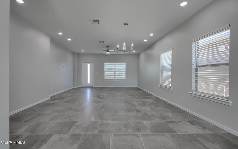 13912 Summer Valley Avenue, El Paso, TX 79928, 4 Habitaciones Habitaciones , ,2 BañosBaños,Residential,En Venta,13912 Summer Valley Avenue,0,933430