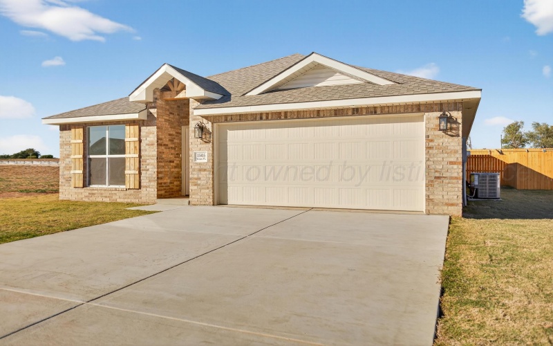 1505 Sioux, Pampa, TX 79065, 4 Habitaciones Habitaciones , ,2 BañosBaños,Residential,En Venta,1505 Sioux,0,25-14599