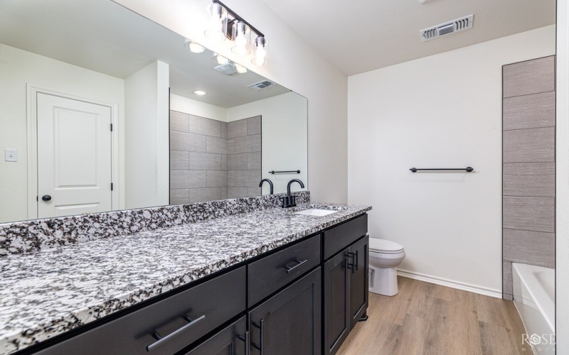 314 W 12th St, San Angelo, TX 76903, 3 Bedrooms Bedrooms, ,2 BathroomsBathrooms,Residential,For Sale,314 W 12th St,0,129699