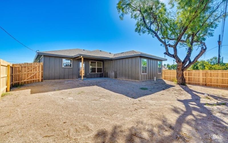 314 W 12th St, San Angelo, TX 76903, 3 Bedrooms Bedrooms, ,2 BathroomsBathrooms,Residential,For Sale,314 W 12th St,0,129699