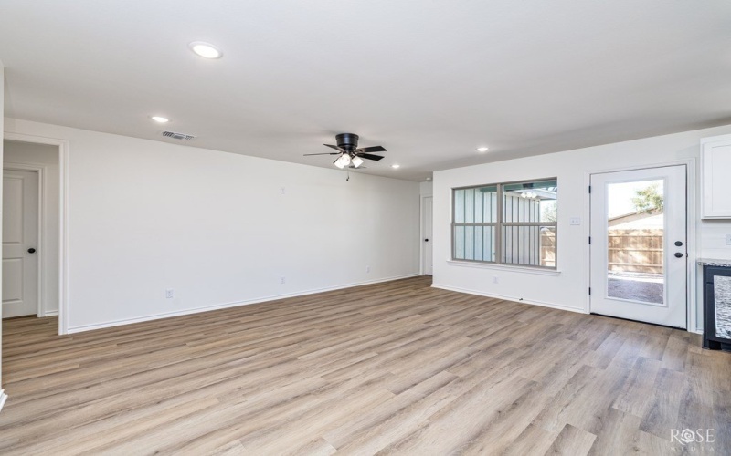 314 W 12th St, San Angelo, TX 76903, 3 Bedrooms Bedrooms, ,2 BathroomsBathrooms,Residential,For Sale,314 W 12th St,0,129699