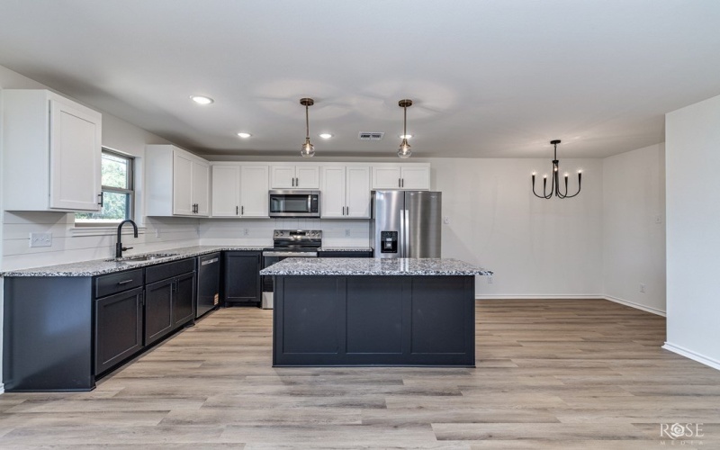 314 W 12th St, San Angelo, TX 76903, 3 Bedrooms Bedrooms, ,2 BathroomsBathrooms,Residential,For Sale,314 W 12th St,0,129699