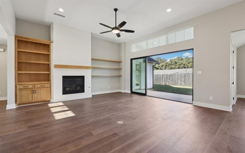 2638 Evinrude Drive, Grapevine, TX 76051, 3 Habitaciones Habitaciones , ,2 BañosBaños,Residential,En Venta,2638 Evinrude Drive,0,21073899