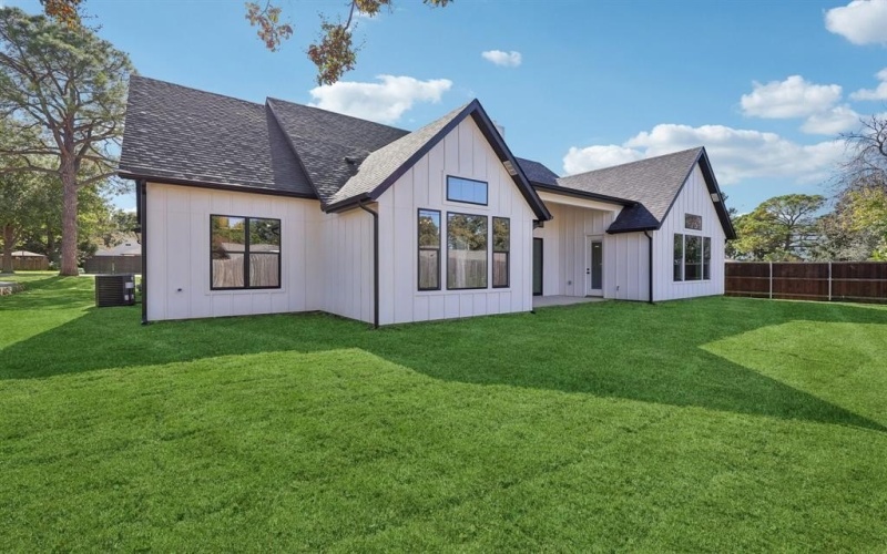 2638 Evinrude Drive, Grapevine, TX 76051, 3 Habitaciones Habitaciones , ,2 BañosBaños,Residential,En Venta,2638 Evinrude Drive,0,21073899