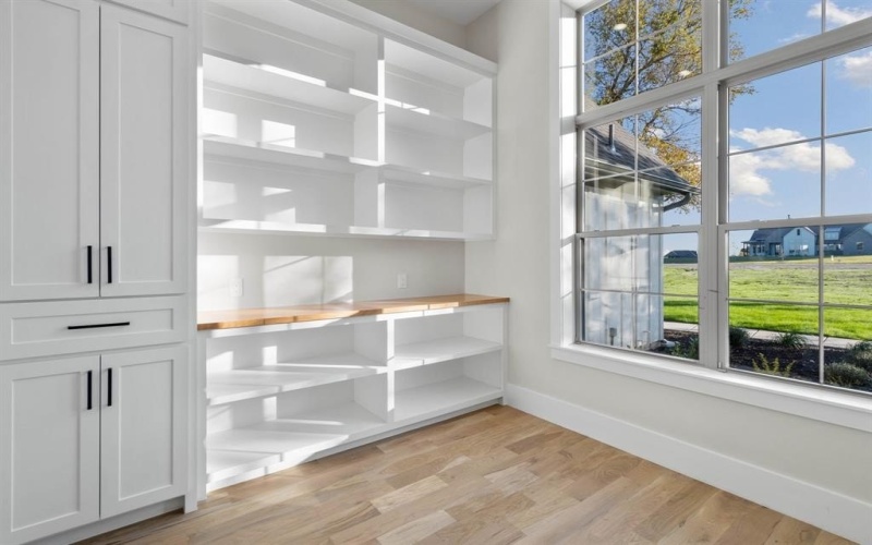 559 Aermotor Loop, Weatherford, TX 76085, 4 Bedrooms Bedrooms, ,3 BathroomsBathrooms,Residential,For Sale,559 Aermotor Loop,0,21107179