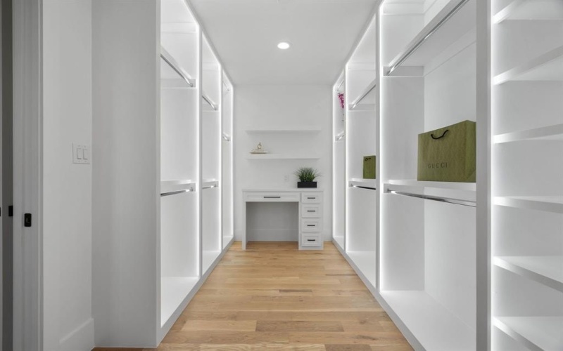 559 Aermotor Loop, Weatherford, TX 76085, 4 Bedrooms Bedrooms, ,3 BathroomsBathrooms,Residential,For Sale,559 Aermotor Loop,0,21107179