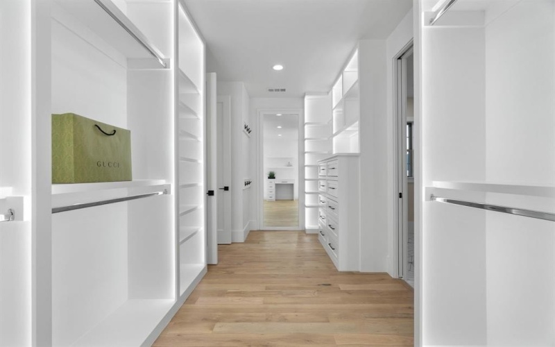 559 Aermotor Loop, Weatherford, TX 76085, 4 Bedrooms Bedrooms, ,3 BathroomsBathrooms,Residential,For Sale,559 Aermotor Loop,0,21107179