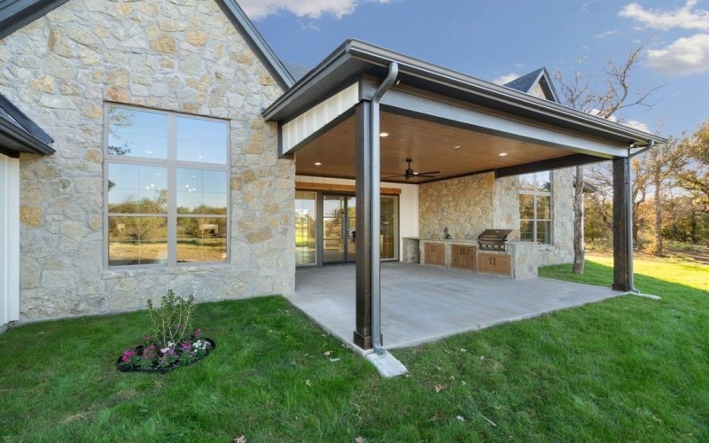 559 Aermotor Loop, Weatherford, TX 76085, 4 Bedrooms Bedrooms, ,3 BathroomsBathrooms,Residential,For Sale,559 Aermotor Loop,0,21107179