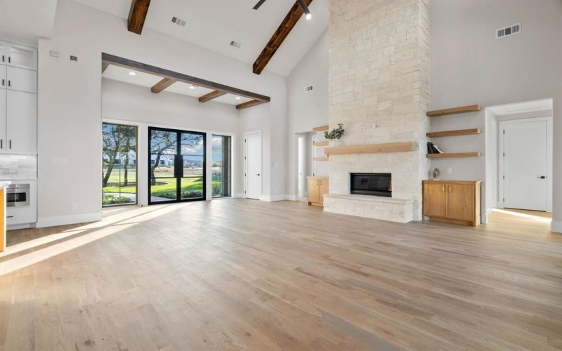 559 Aermotor Loop, Weatherford, TX 76085, 4 Bedrooms Bedrooms, ,3 BathroomsBathrooms,Residential,For Sale,559 Aermotor Loop,0,21107179