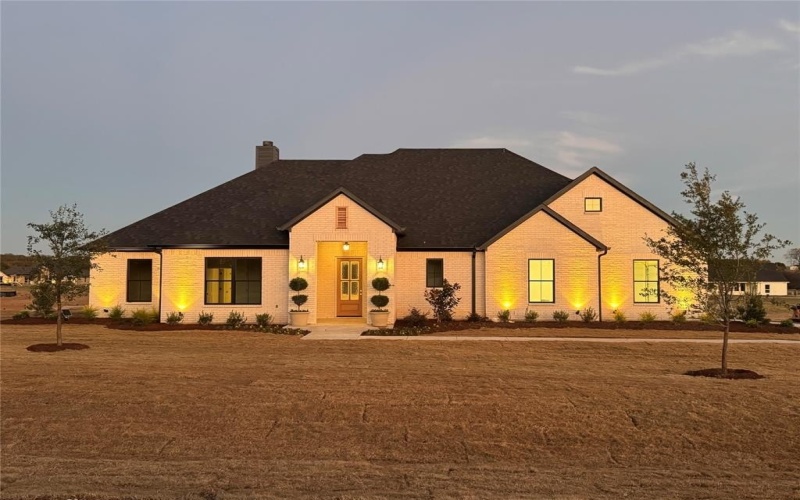 2008 Forest Bridge Drive, Azle, TX 76020, 4 Habitaciones Habitaciones , ,2 BañosBaños,Residential,En Venta,2008 Forest Bridge Drive,0,21107826
