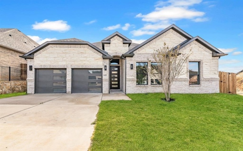 6428 ST. GEORGE Court, North Richland Hills, TX 76180, 4 Bedrooms Bedrooms, ,2 BathroomsBathrooms,Residential,For Sale,6428 ST. GEORGE Court,0,21107921