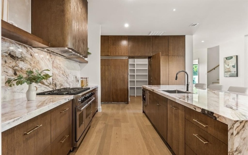 702 Mockingbird Lane, Coppell, TX 75019, 5 Habitaciones Habitaciones , ,5 BañosBaños,Residential,En Venta,702 Mockingbird Lane,0,21107949