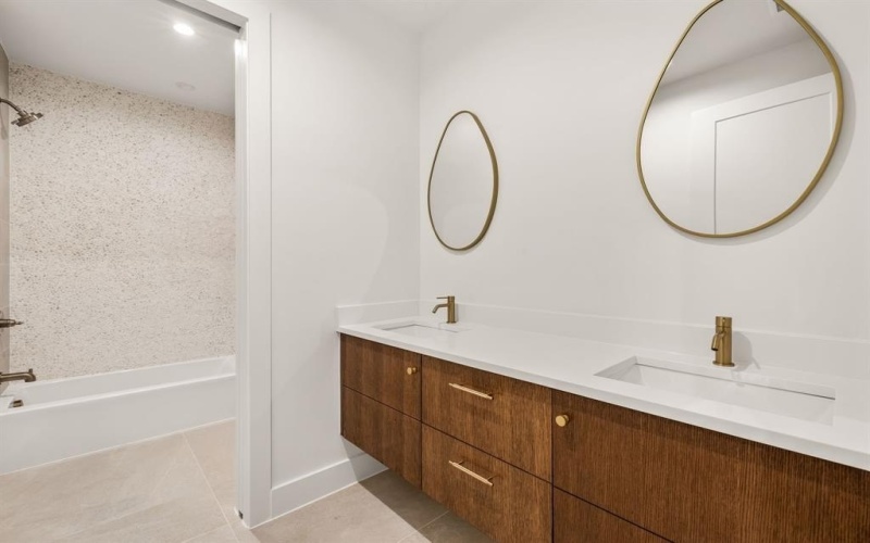 702 Mockingbird Lane, Coppell, TX 75019, 5 Habitaciones Habitaciones , ,5 BañosBaños,Residential,En Venta,702 Mockingbird Lane,0,21107949