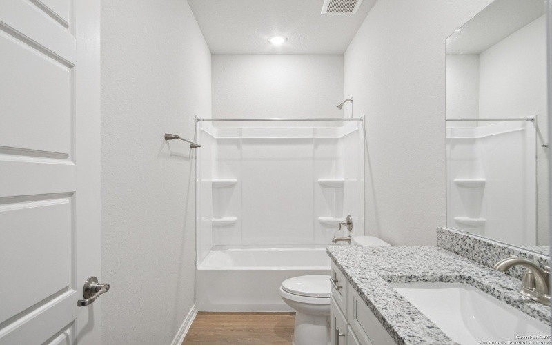 7142 Magnolia Creek, San Antonio, TX 78252, ,5 BathroomsBathrooms,Residential Multi Family,For Sale,7142 Magnolia Creek,0,1921719