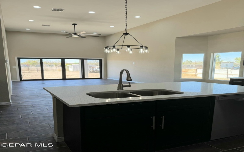 13320 GUITAR Drive, San Elizario, TX 79849, 5 Bedrooms Bedrooms, ,3 BathroomsBathrooms,Residential,For Sale,13320 GUITAR Drive,0,933455