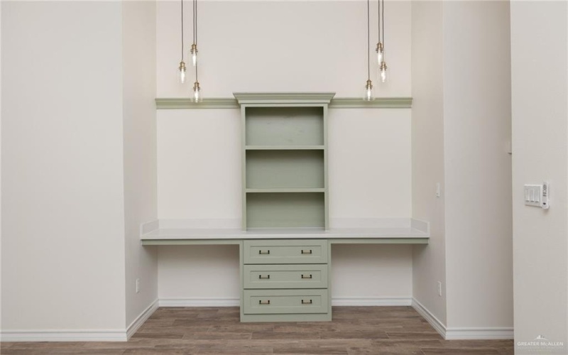 5308 Shalom Drive, Edinburg, TX 78539, 3 Bedrooms Bedrooms, ,2 BathroomsBathrooms,Residential,For Sale,5308 Shalom Drive,0,486542