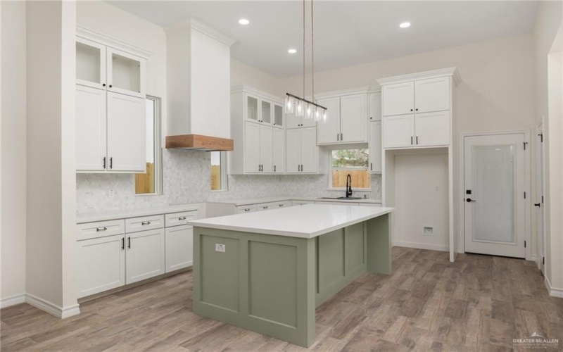 5308 Shalom Drive, Edinburg, TX 78539, 3 Bedrooms Bedrooms, ,2 BathroomsBathrooms,Residential,For Sale,5308 Shalom Drive,0,486542