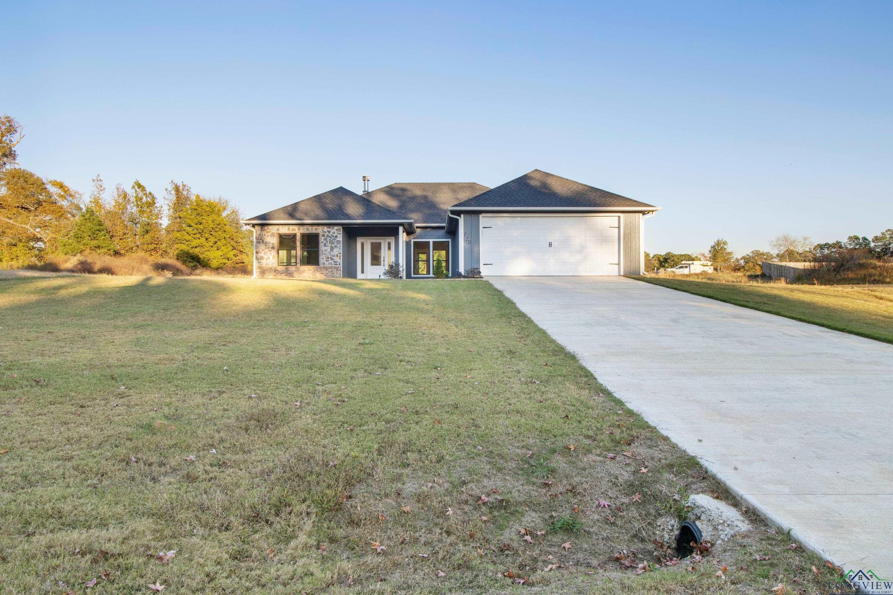 120 Heartland Trail, Diana, TX 75640, 4 Habitaciones Habitaciones , ,2 BañosBaños,Residential,En Venta,120 Heartland Trail,0,20257643