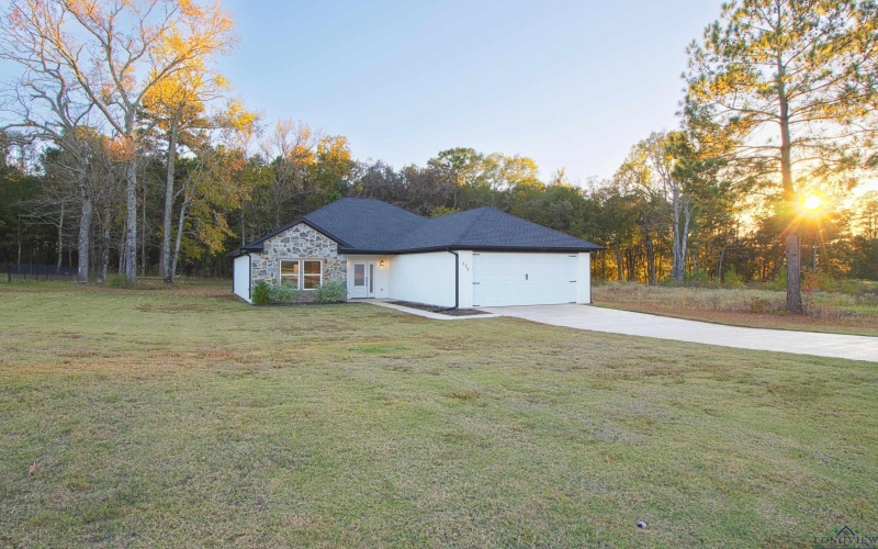175 Heartland Trail, Diana, TX 75640, 3 Bedrooms Bedrooms, ,2 BathroomsBathrooms,Residential,For Sale,175 Heartland Trail,0,20257644