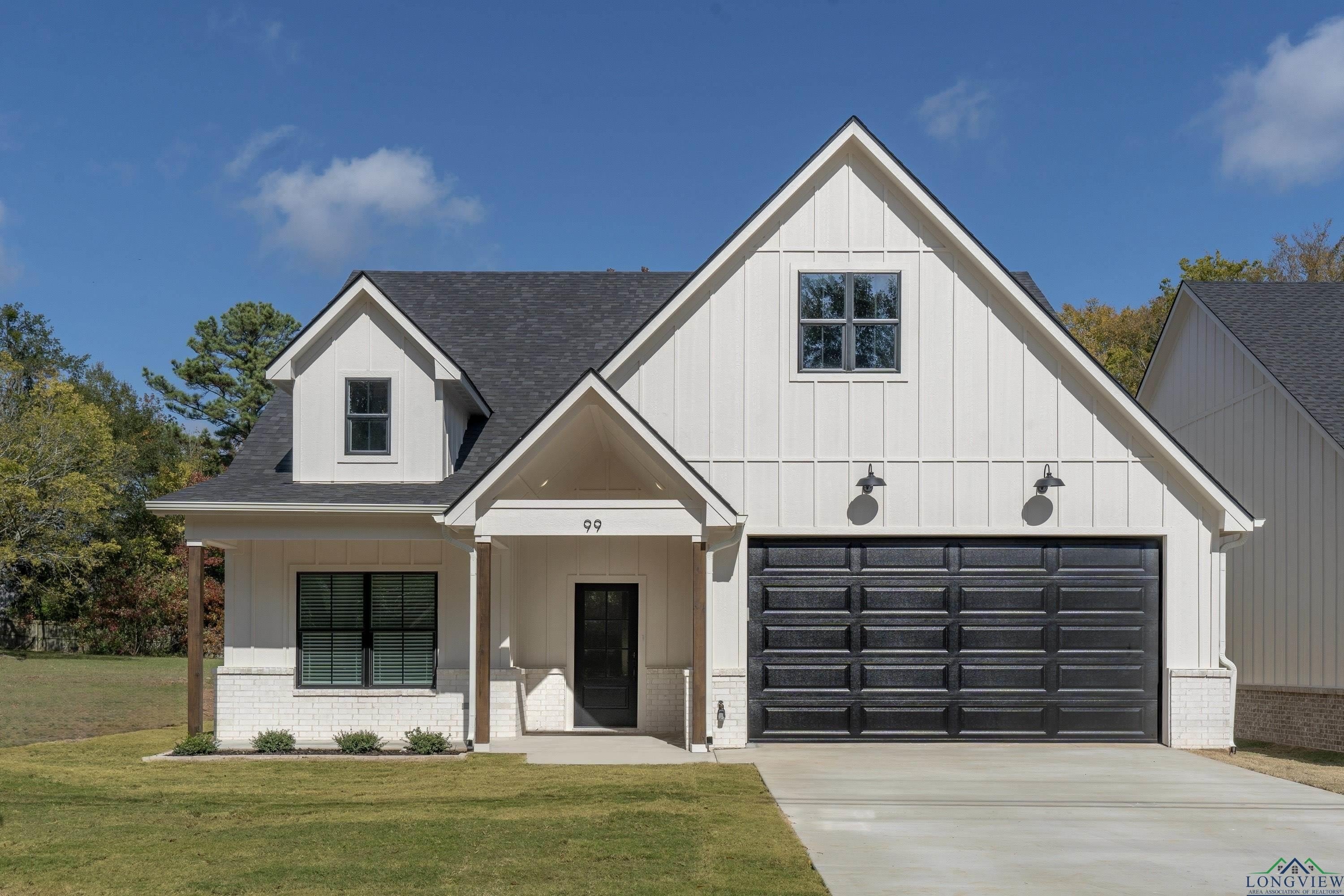 99 St.Clair, Longview, TX 75605, 3 Habitaciones Habitaciones , ,2 BañosBaños,Residential,En Venta,99 St.Clair,0,20257646