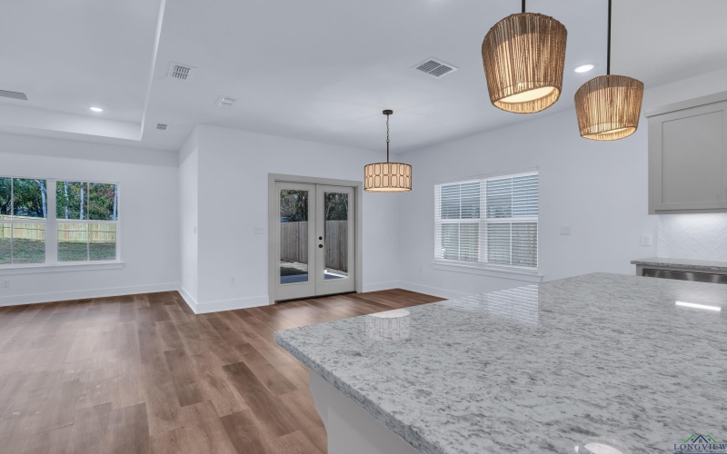 99 St.Clair, Longview, TX 75605, 3 Habitaciones Habitaciones , ,2 BañosBaños,Residential,En Venta,99 St.Clair,0,20257646