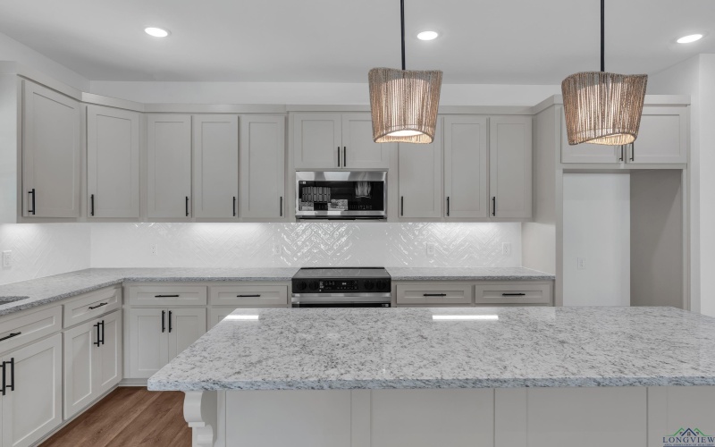 99 St.Clair, Longview, TX 75605, 3 Habitaciones Habitaciones , ,2 BañosBaños,Residential,En Venta,99 St.Clair,0,20257646