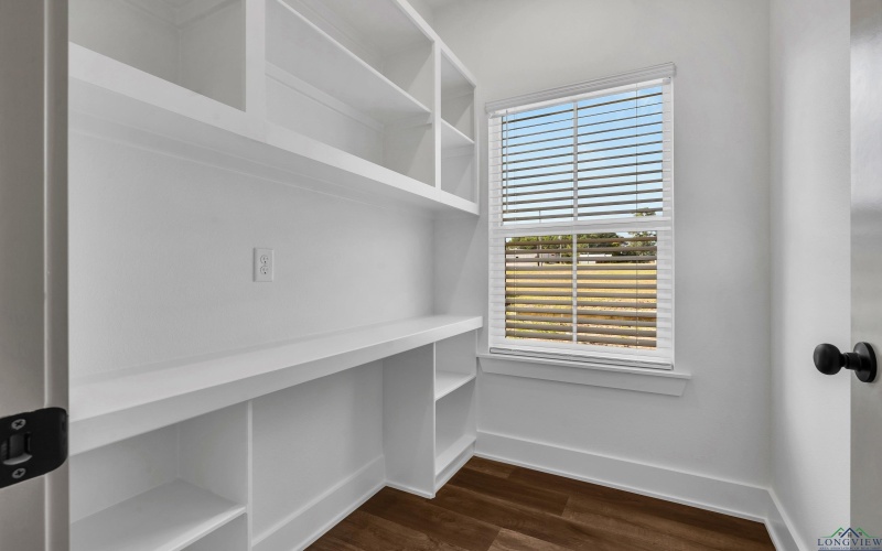 99 St.Clair, Longview, TX 75605, 3 Habitaciones Habitaciones , ,2 BañosBaños,Residential,En Venta,99 St.Clair,0,20257646