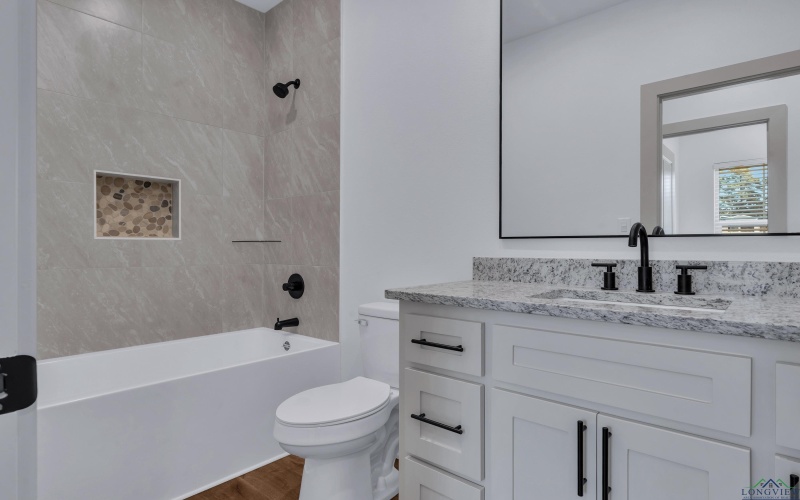 99 St.Clair, Longview, TX 75605, 3 Habitaciones Habitaciones , ,2 BañosBaños,Residential,En Venta,99 St.Clair,0,20257646