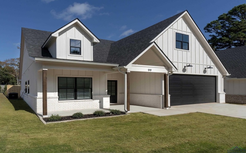 99 St.Clair, Longview, TX 75605, 3 Habitaciones Habitaciones , ,2 BañosBaños,Residential,En Venta,99 St.Clair,0,20257646