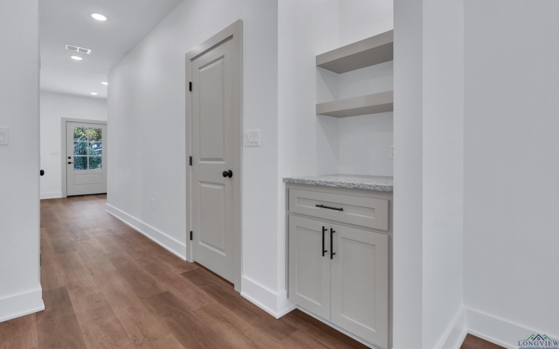 99 St.Clair, Longview, TX 75605, 3 Habitaciones Habitaciones , ,2 BañosBaños,Residential,En Venta,99 St.Clair,0,20257646