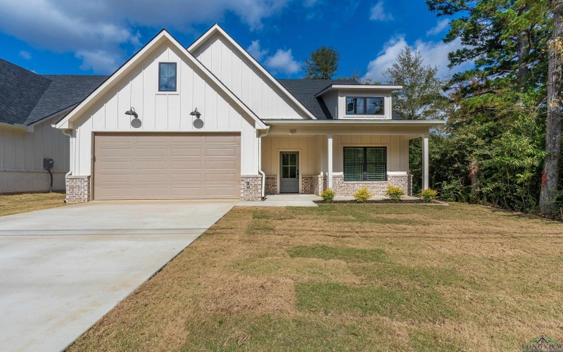 101 St. Clair, Longview, TX 75605, 3 Bedrooms Bedrooms, ,2 BathroomsBathrooms,Residential,For Sale,101 St. Clair,0,20257647