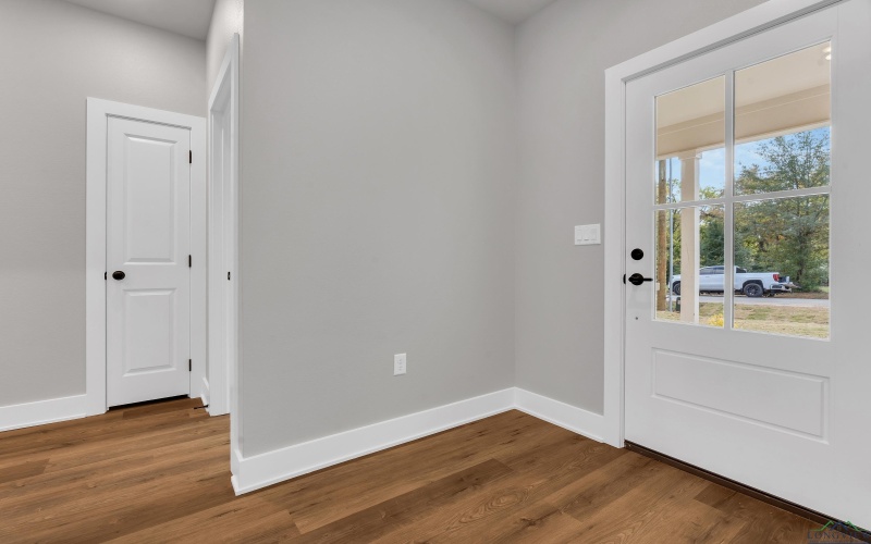 101 St. Clair, Longview, TX 75605, 3 Bedrooms Bedrooms, ,2 BathroomsBathrooms,Residential,For Sale,101 St. Clair,0,20257647