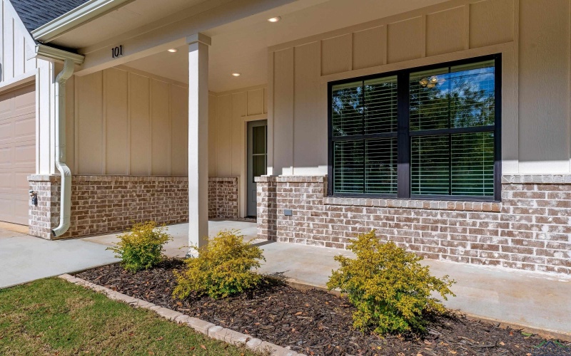 101 St. Clair, Longview, TX 75605, 3 Bedrooms Bedrooms, ,2 BathroomsBathrooms,Residential,For Sale,101 St. Clair,0,20257647