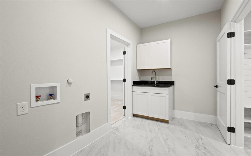 2757 FM 1753, Denison, TX 75021, 4 Habitaciones Habitaciones , ,2 BañosBaños,Residential,En Venta,2757 FM 1753,0,21089573