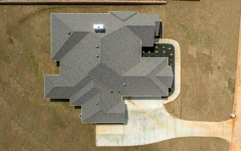 130 Elk Drive, Longview, TX 75605, 4 Bedrooms Bedrooms, ,3 BathroomsBathrooms,Residential,For Sale,130 Elk Drive,0,21106987