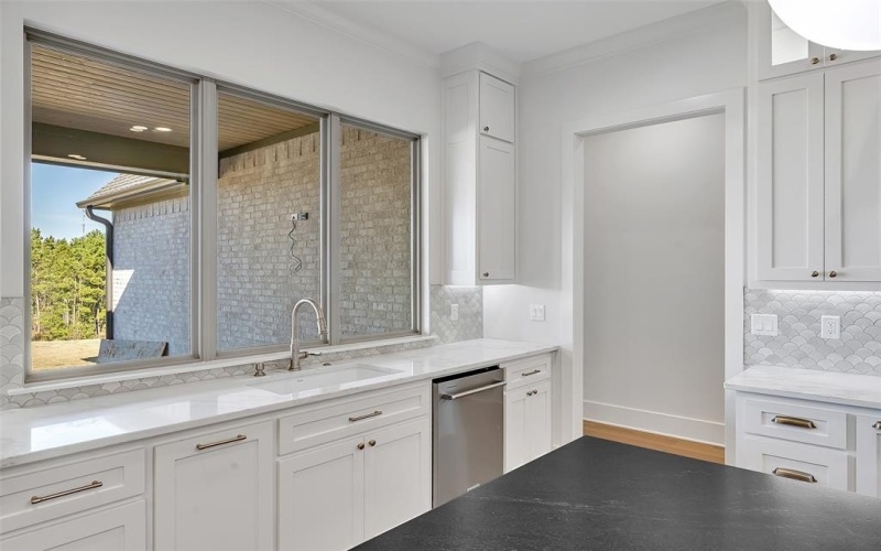 120 Ella Kate Drive, Longview, TX 75605, 4 Habitaciones Habitaciones , ,3 BañosBaños,Residential,En Venta,120 Ella Kate Drive,0,21107058